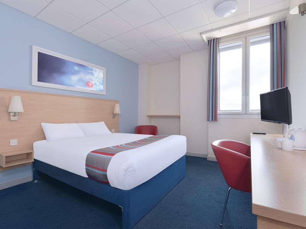 Travelodge Birmingham 萨顿科尔徳菲尔德 客房 照片